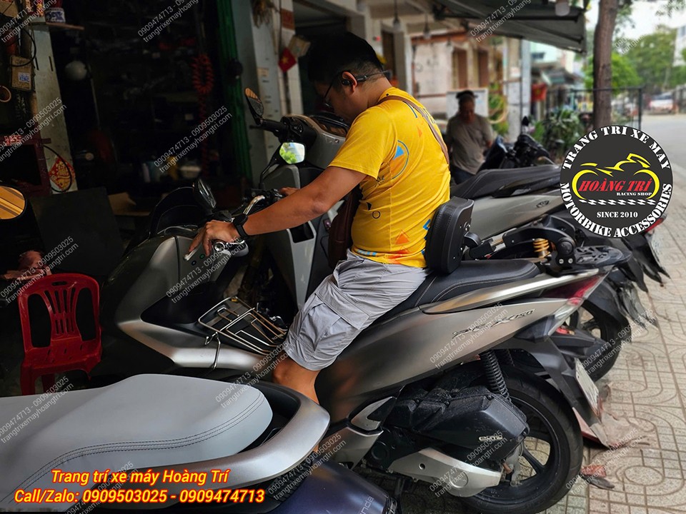 PCX 150 hoàn thiện bộ tựa lưng MTM, tăng trải nghiệm khi đi xa cho cả người ngồi trước