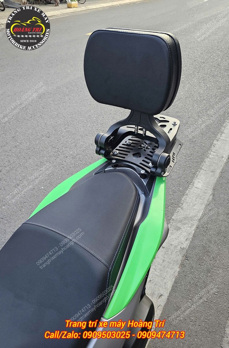 Tựa lưng MTM PCX 2014 thiết kế bản rộng, nâng đỡ lưng người ngồi phía sau