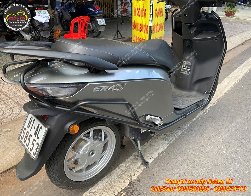 Datbike Era sau khi trang bị bộ khung bảo vệ, tăng vẻ cứng cáp nhưng vẫn gọn gàng