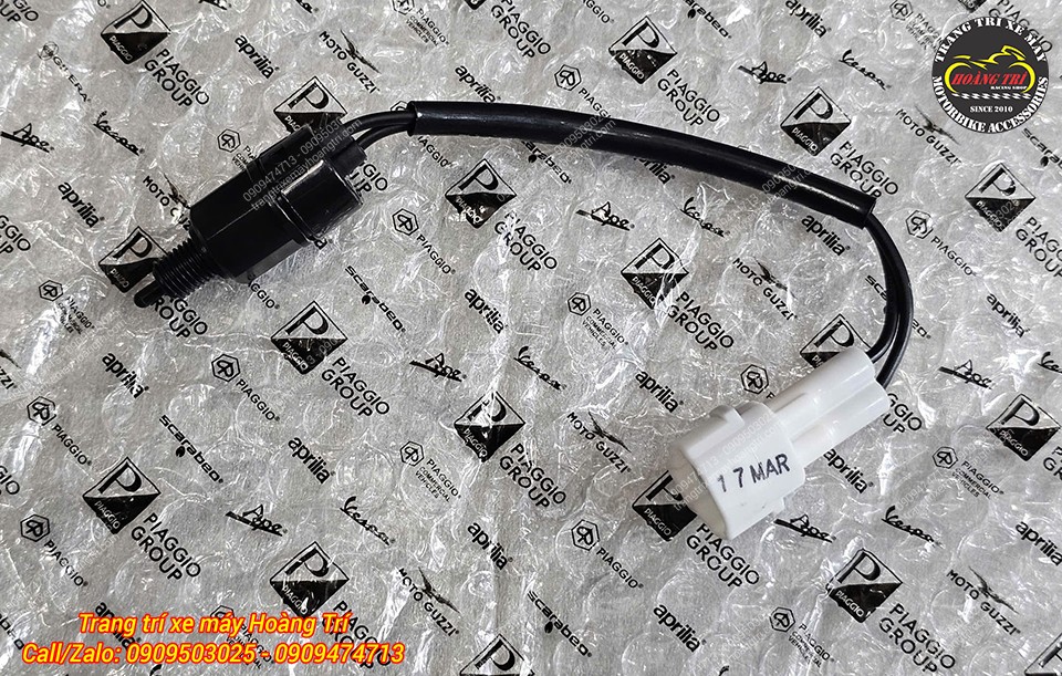 Công tắc điện Stop tay thắng sau Vespa GTS có dây dẫn và giắc cắm tiện lắp đặt