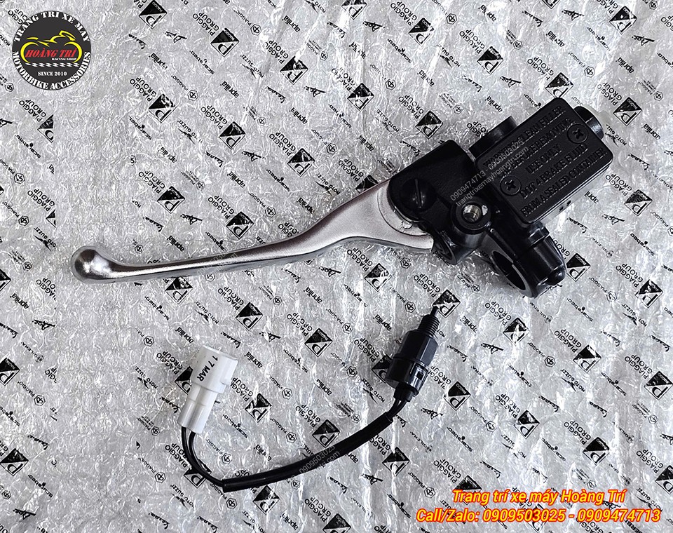 Bộ tay thắng sau Vespa GTS kết hợp công tắc Stop, đầy đủ chi tiết để thay thế