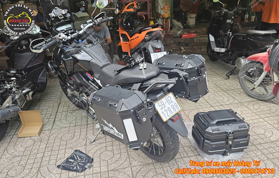 Honda CB 150X chuẩn bị nâng cấp thùng Rabo Music RA9 kết hợp cùng bộ thùng hông