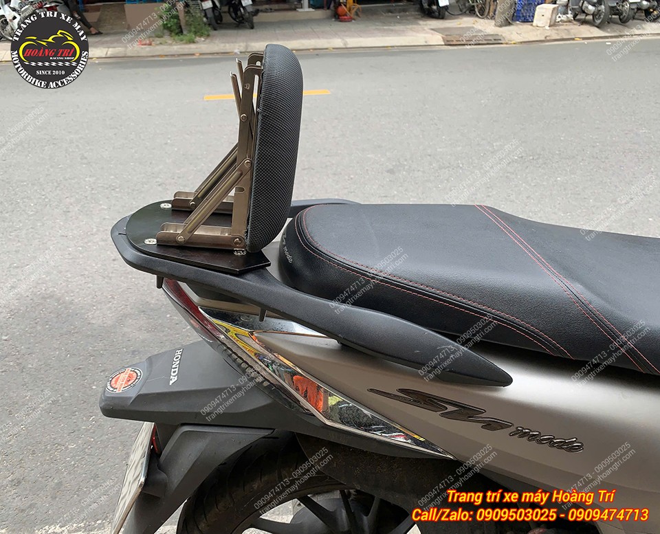 Cơ chế bật gấp bắt buộc phải thao tác chính xác mới có thể gập xuống