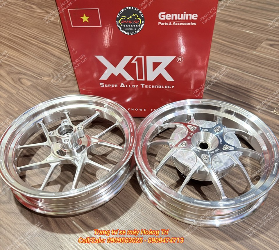 Cận cảnh cặp mâm nhôm đúc 10 cây X1R cho Stylo 160 với màu bạc nổi bật