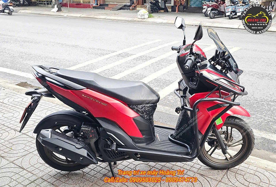 Tổng thể Vario sau nâng cấp chắn bùn nguyên khối vẫn giữ phong cách thể thao và cân đối