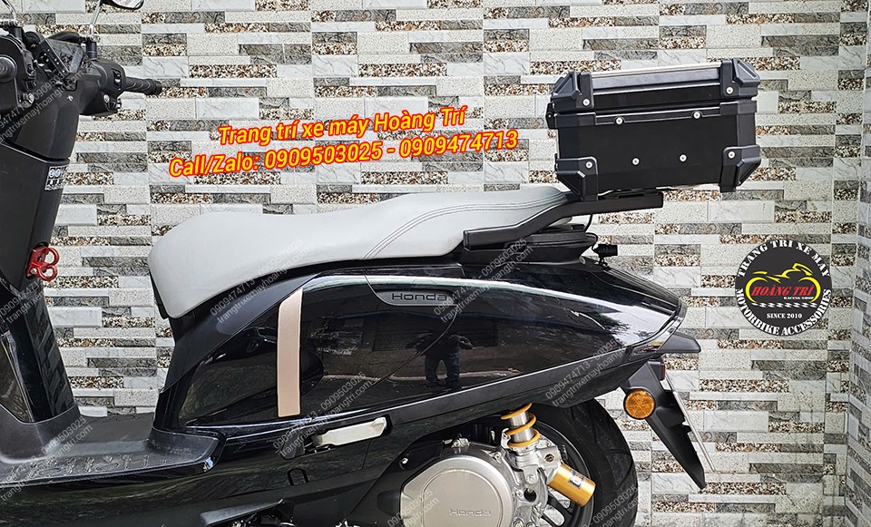 Baga sau SRV Honda UC3 kết hợp thùng nhôm tăng khả năng chở đồ và tiện ích hằng ngày