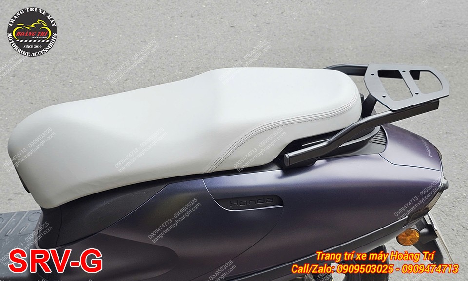 Baga sau SRV-G lắp trên Honda UC3 với kiểu dáng gọn, ôm sát hai bên yên xe
