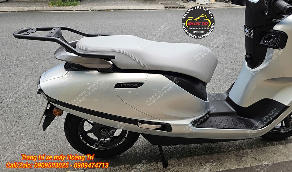 Cận cảnh baga SRV-S Honda UC3 với kết cấu khung ống chắc chắn, mặt đế bố trí phía sau
