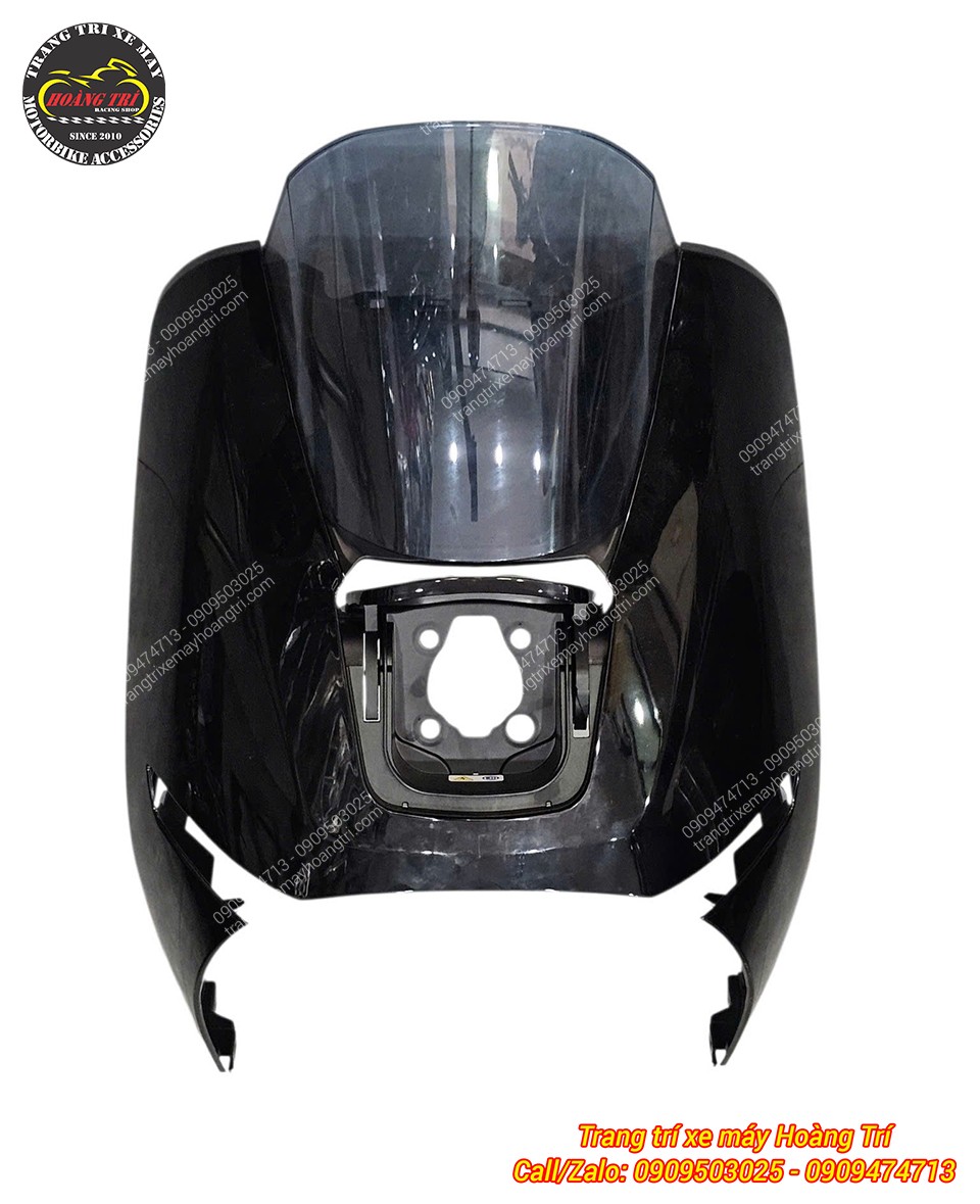 Dàn áo trước Honda UC3 tích hợp kính chắn gió màu khói, tạo điểm nhấn hiện đại và khác biệt