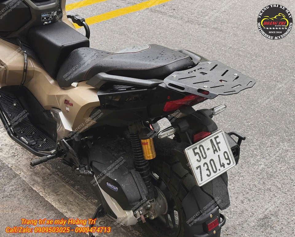 Toàn cảnh đuôi ADV 160 RoadSync sau khi hoàn thiện trang bị baga GTR CNC