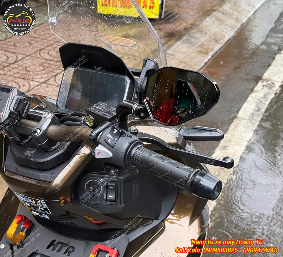 Cận cảnh kính hậu Motogadget MT V2 bên phải với viền mỏng, mở rộng góc quan sát