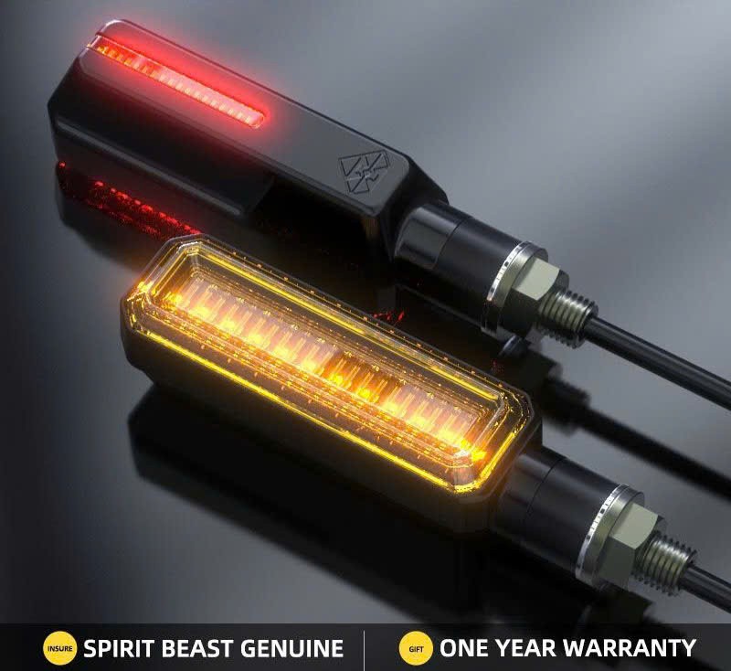 Cặp Spirit Beast L25 màu đỏ thể hiện rõ hai chế độ demi và xi nhan