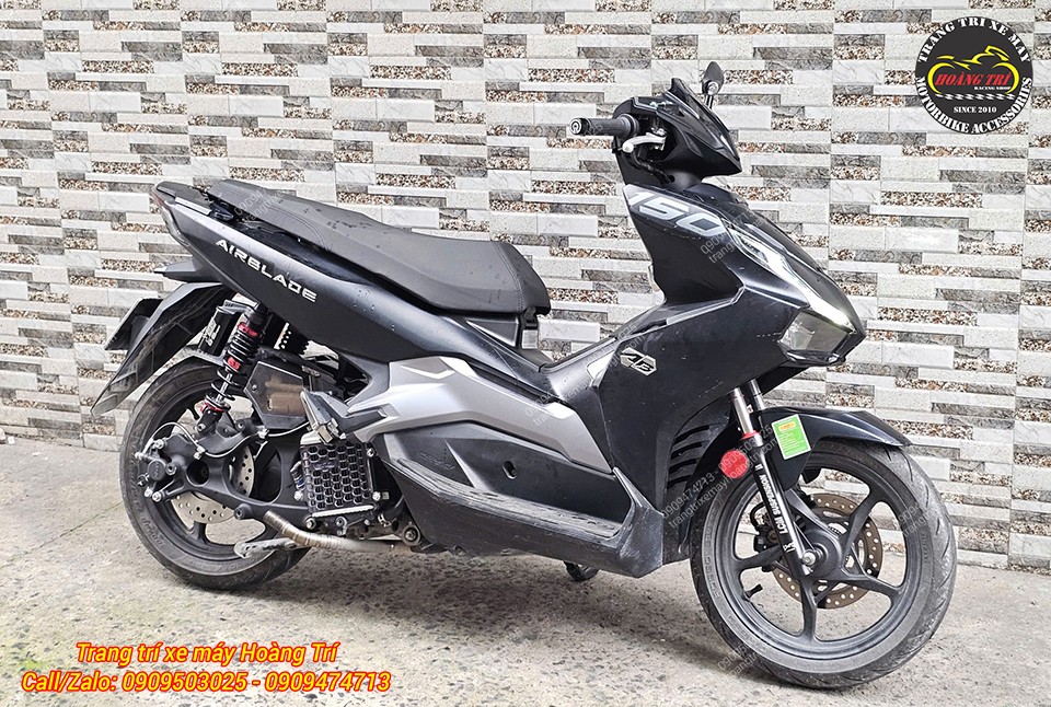 Màu sắc trên xe không thay đổi giữ nét nguyên bản chỉ mang đế tính năng phanh sau an toàn hơn