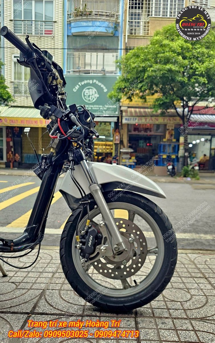 Dàn chân trước sau khi nâng cấp heo và đĩa trước mang đến sự chắc chắn hơn