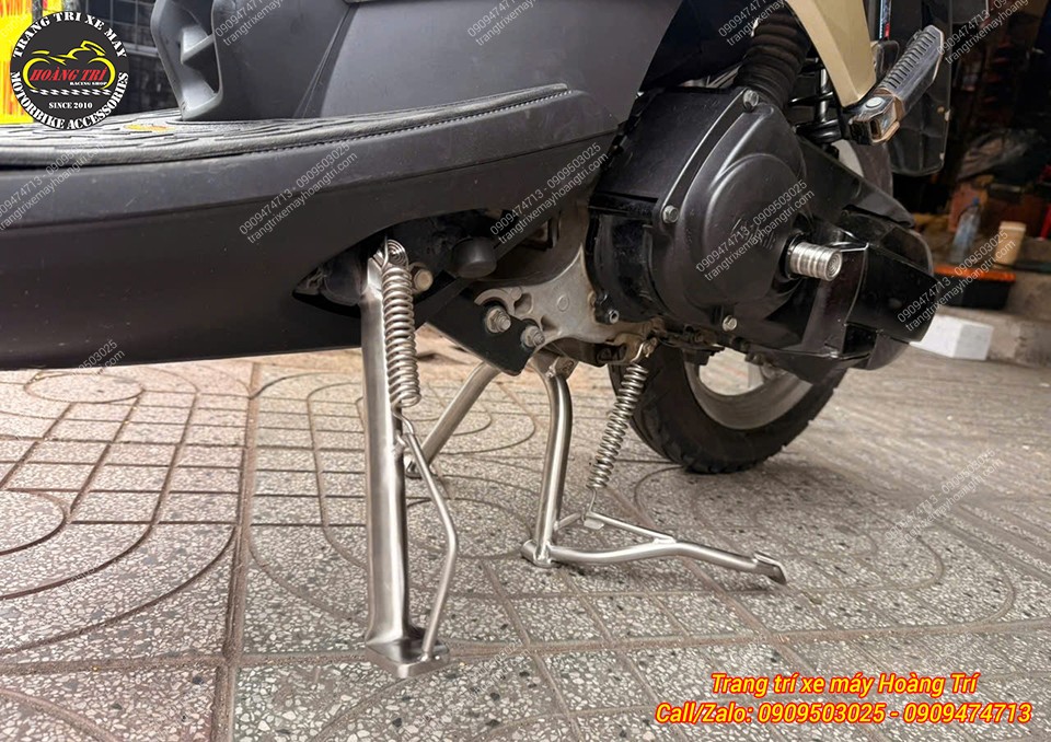 Bộ chân chống inox Luvias hoàn thiện gồm chống nghiêng và chống đứng sáng bóng đồng bộ