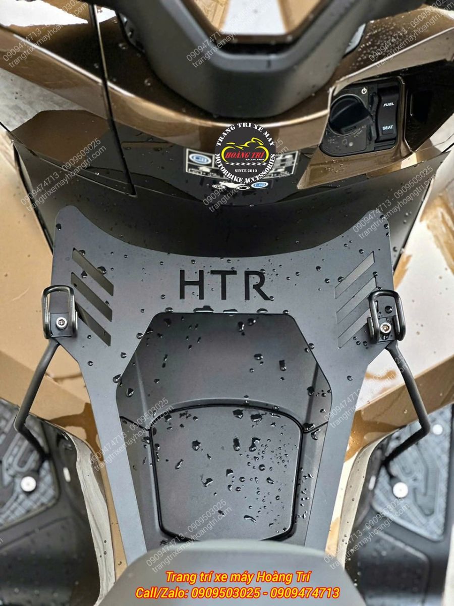 Baga giữa HTR màu đen lắp trên PCX 160, tăng tiện ích và tạo điểm nhấn cứng cáp