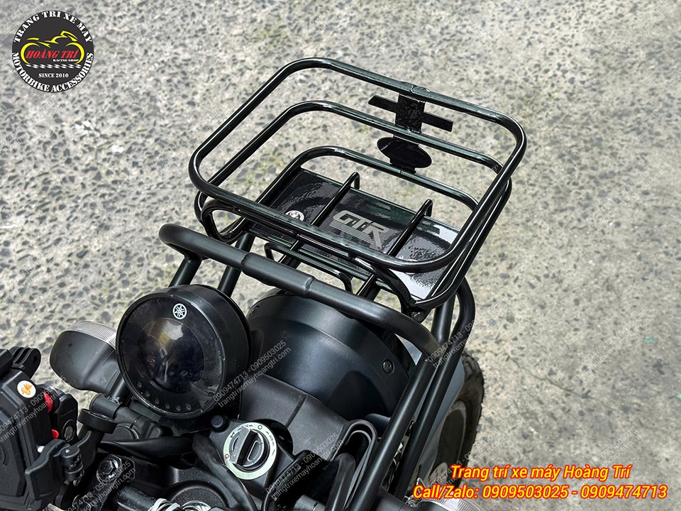 Baga đầu đèn GTR lắp trên Yamaha PG-1, thiết kế khung thép đen tạo thêm vị trí chở đồ