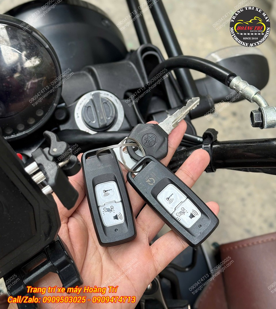 Bộ Smartkey V3 trên Yamaha PG-1 đi kèm một remote, anh khách lựa chọn sao chép thêm dự phòng