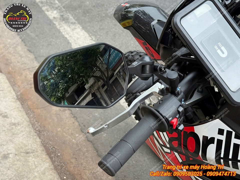 Kính Shenao V2 có mặt kính rộng, tầm quan sát rõ ràng không gian phía sau trên Aprilia RX 125