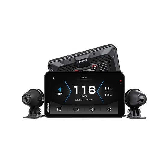 Trọn bộ Chigee AIO-5 EVO gồm màn hình trung tâm và camera trước sau phục vụ ghi hình