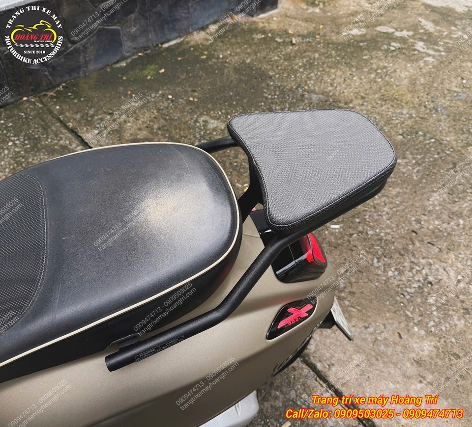 Baga sau Givi SRV tích hợp nệm yên, mở rộng vị trí ngồi cho người ngồi sau