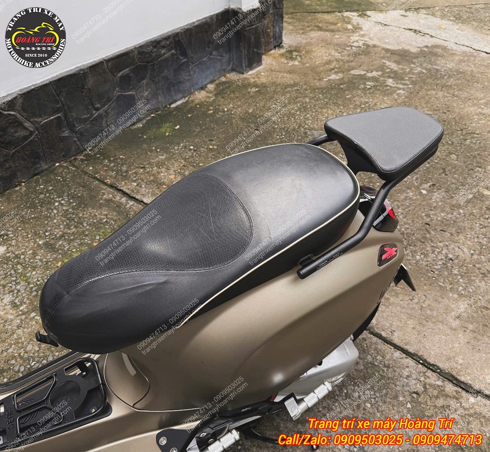 Baga Givi SRV ôm gọn phần đuôi, có thể nâng cấp nệm yên hoặc thùng sau tùy vào nhu cầu