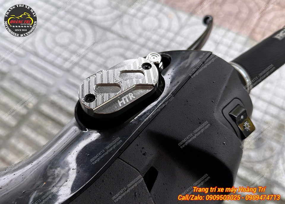 Nắp dầu CNC lắp vừa vặn trên Dat Bike Quantum, tạo điểm nhấn trên tay lái Datbike Quantum