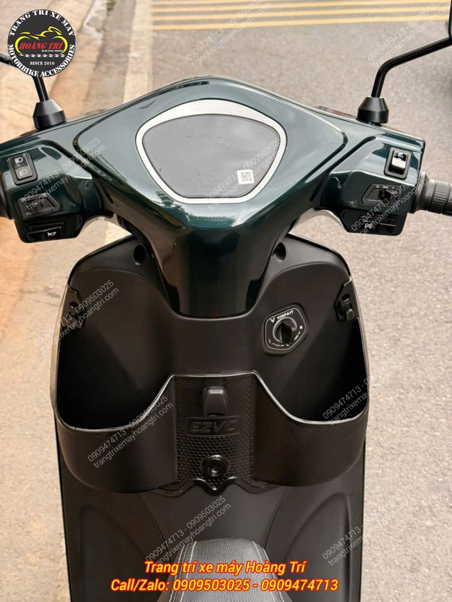 Ổ Smartkey Honda sau khi hoàn thiện nằm gọn trên Feliz, hài hòa với khu vực phía trước