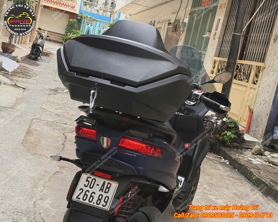 Thùng Rabo ADV 350 hoàn thiện phần đuôi MP3 400, bổ sung không gian chứa đồ tiện dụng