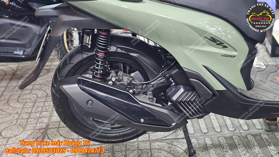 Các chi tiết màu đỏ trên phuộc tạo điểm nhấn nhẹ nhàng cho cặp YSS G-Sport vừa lắp