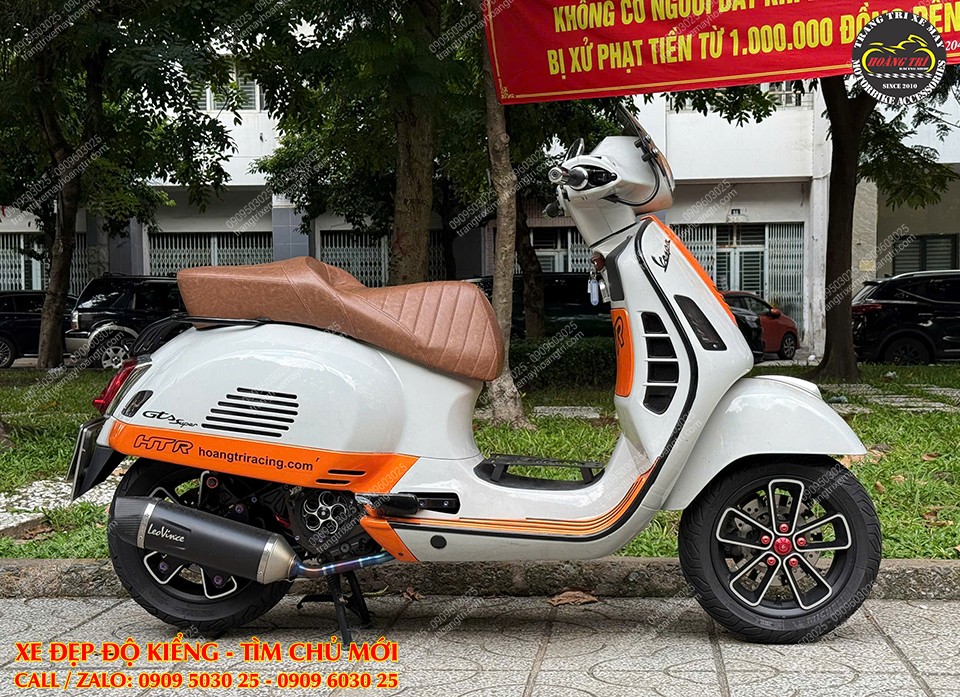 Bán Vespa GTS lên dàn đồ chơi hàng hiệu - Đầu tư hơn 40 triệu đồng phụ kiện