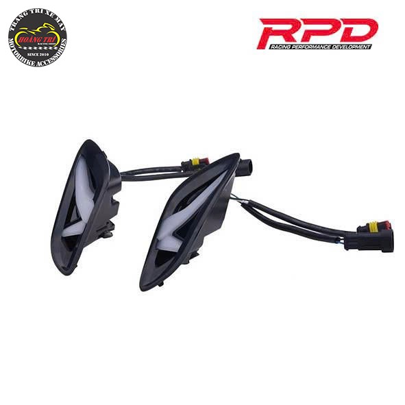 Cặp xi nhan sau RPD Veloce X bố trí đối xứng, kết hợp tạo họa tiết chữ X ấn tượng