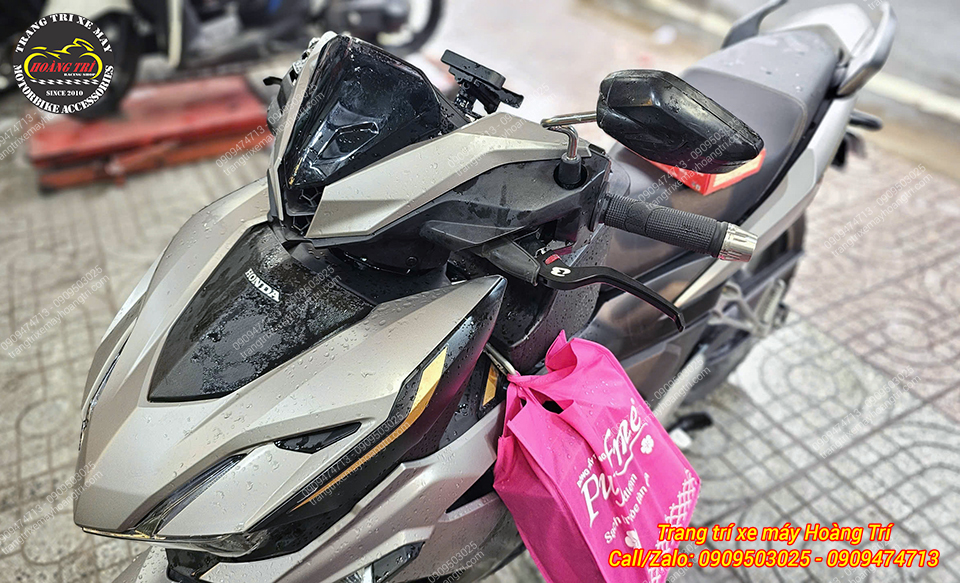Winner X sau khi nâng cấp tay thắng Racing Boy E Plus, tạo điểm nhấn thể thao cho xe