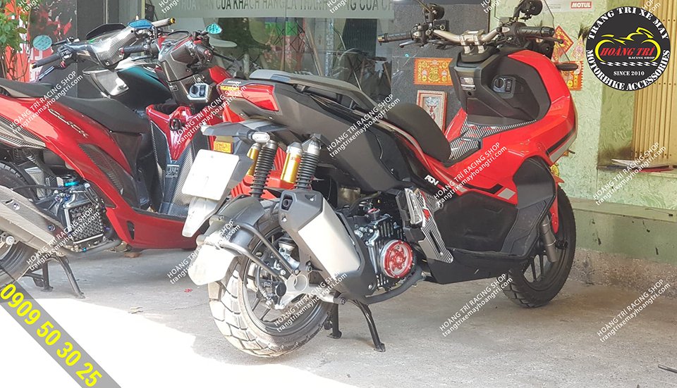 Red ADV 150 covers the red HTR water tank
