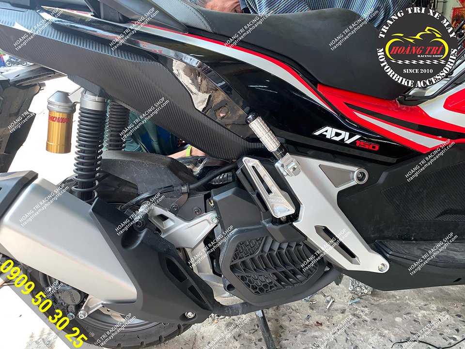 One more vehicle installed with Honda ADV 150 . auxiliary footrest