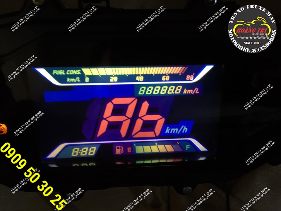 The service of replacing the LED clock background film to decorate the Airblade 2020 car is available at Hoang Tri Shop