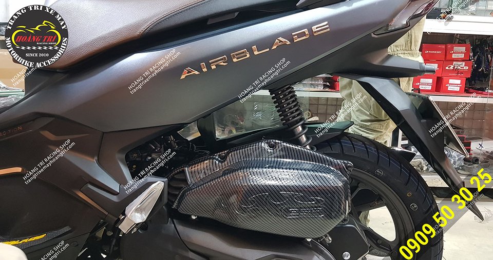 Airblade 2020 carbon paint exhaust has been installed on the car