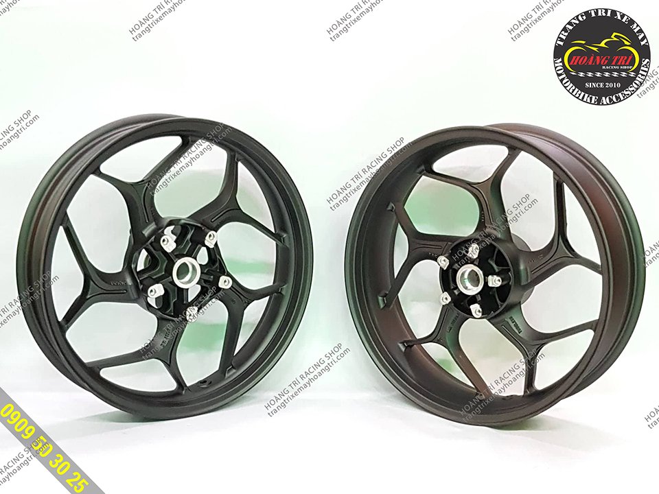 This is the matte black version of the new version of asio wheels