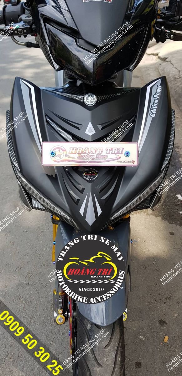 Close-up of MX King mask details after adding motorcycle nameplates