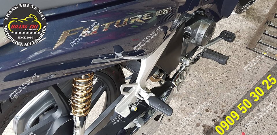 Future installs Ducati rear footrest