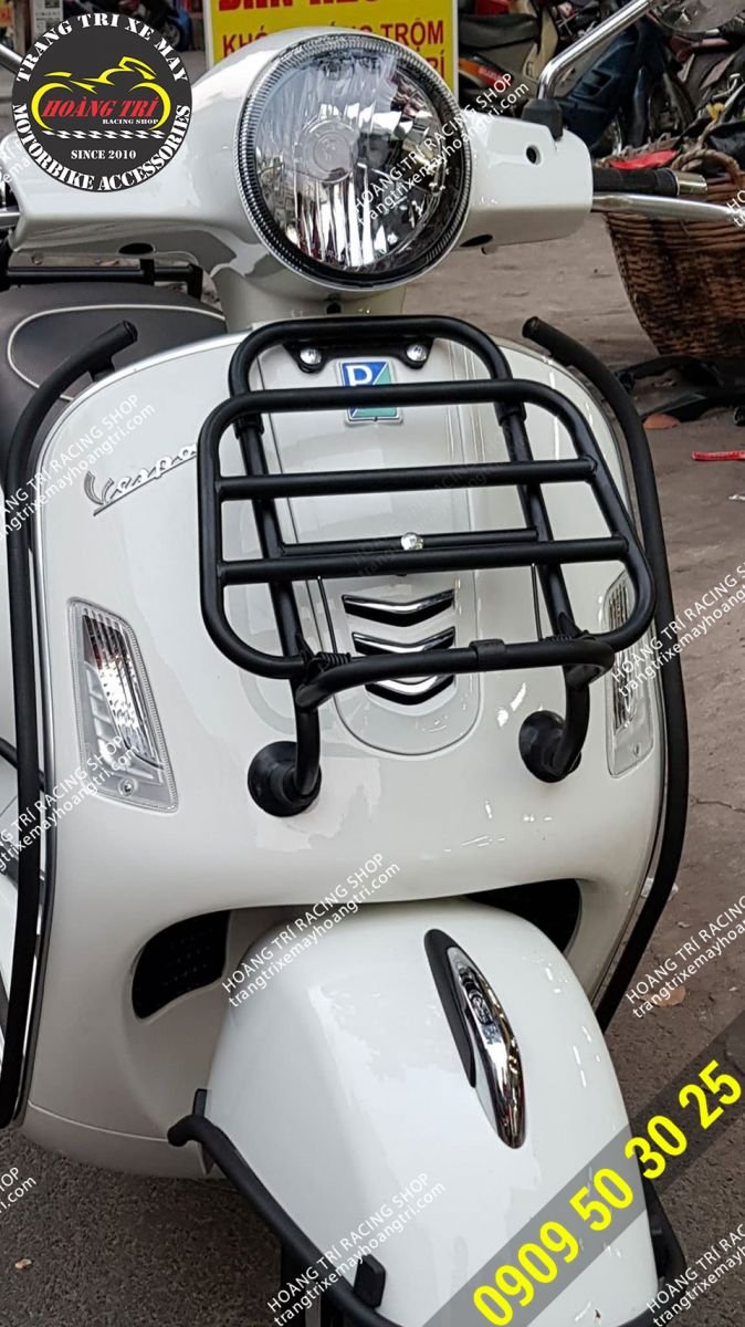 Sản phẩm baga trước vespa GTS mẫu 2019 đã được lắp đặt trên xe