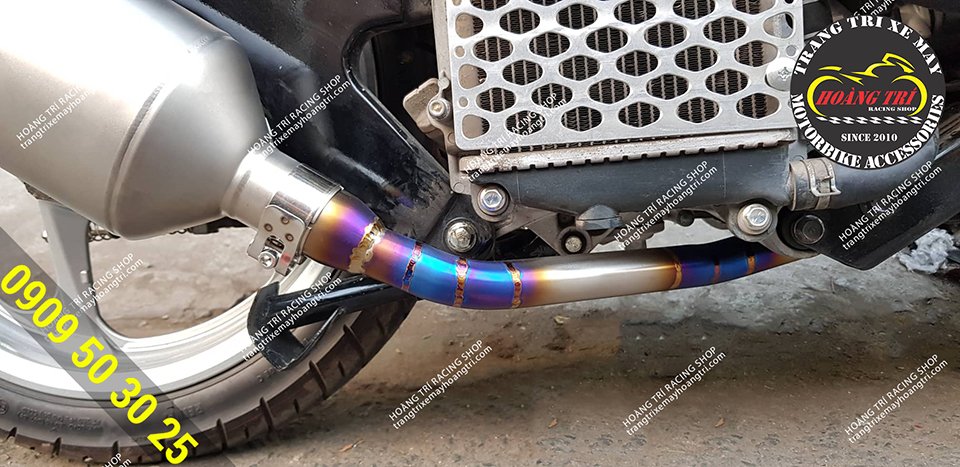 The owner of the car chooses a titanium muffler to add outstanding colors to the car