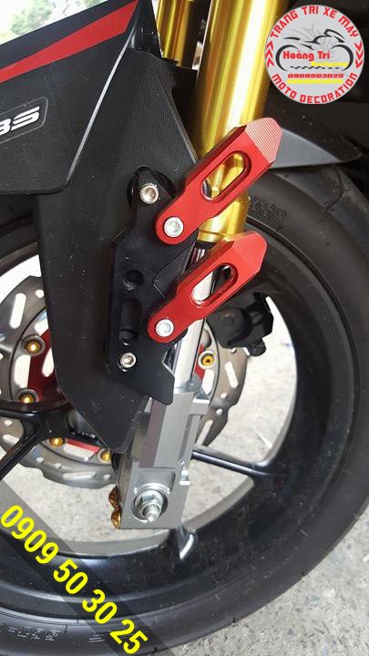 Close-up of the shine of the front fork guard NVX