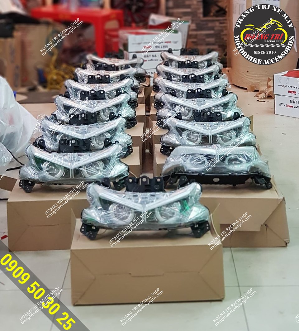 The cluster of NVX owl eye lights imported by Hoang Tri Racing Shop is enough for you guys
