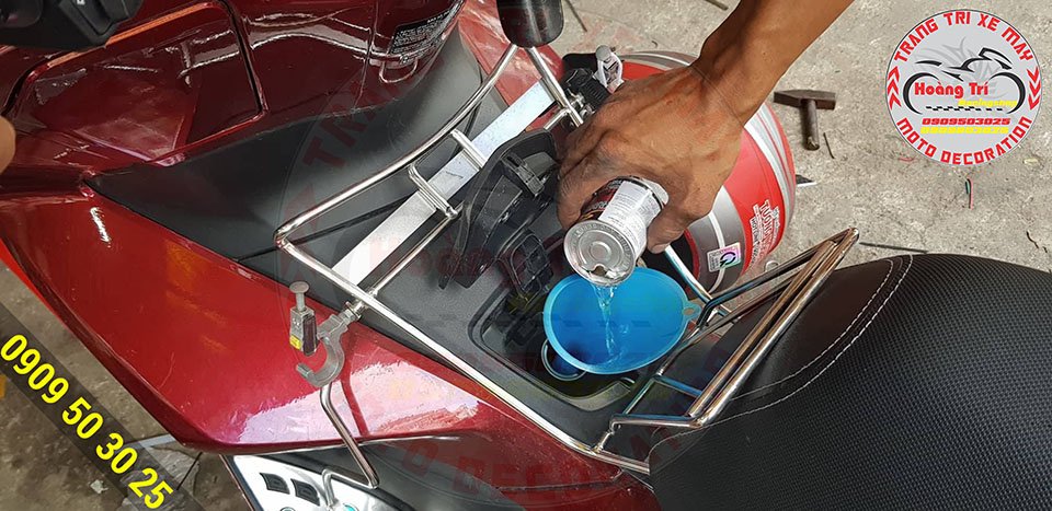 PCX replaces the S Ultra solution to clean the car's combustion chamber
