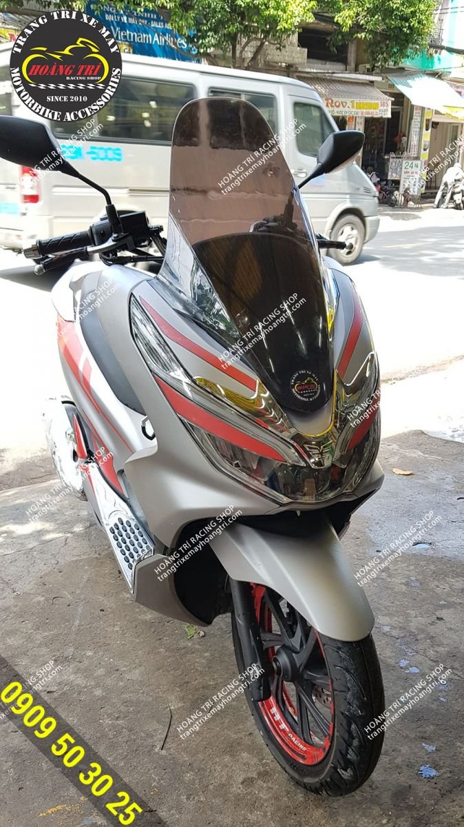 pcx 2018 product after installing chrome plated pcx 2018 faceplate