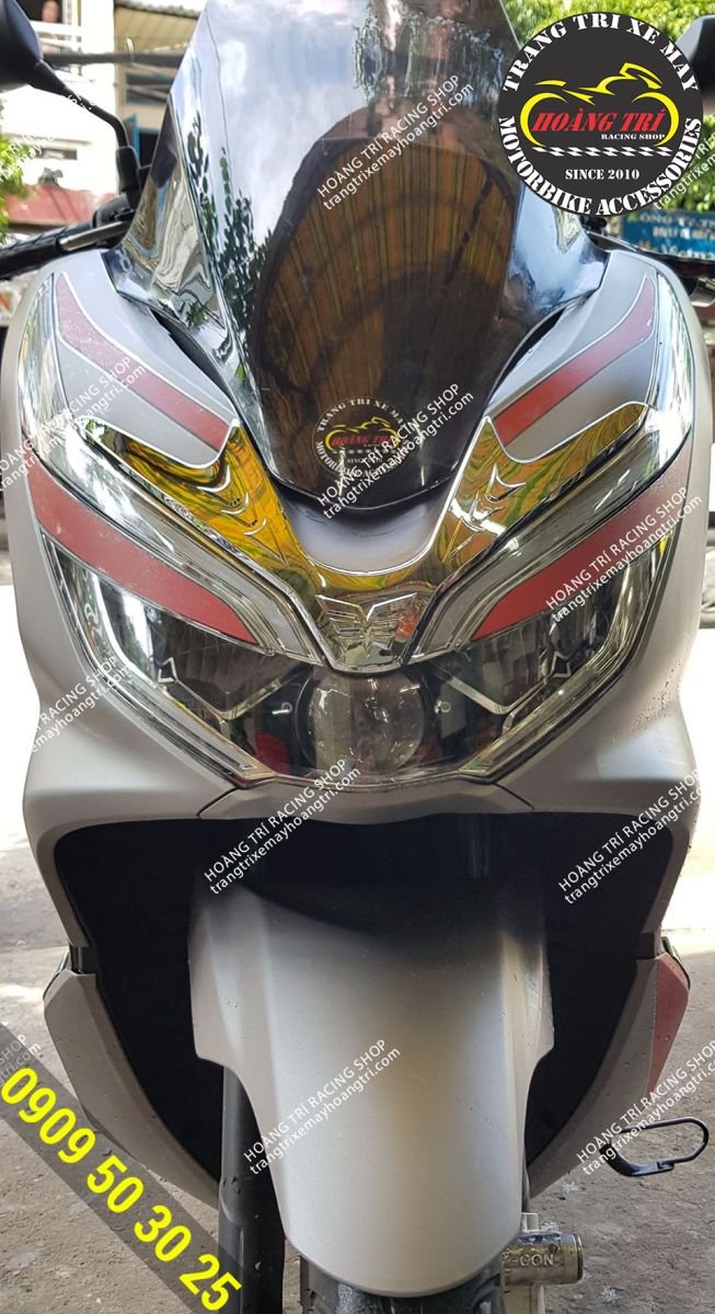 Your car becomes more polished when you install the chrome-plated pcx 2018 mask cover