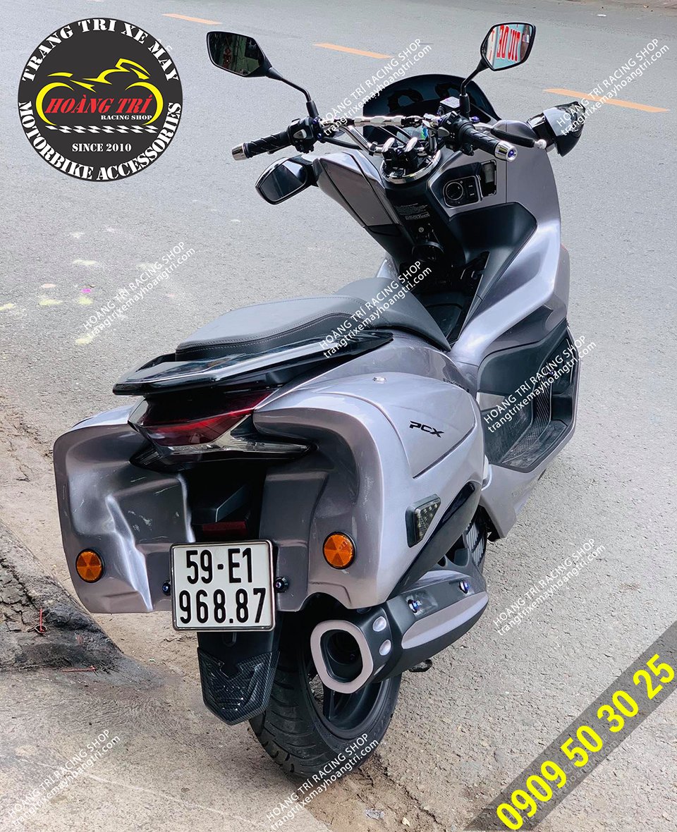 PCX 2014-2018 composite muffler has been fitted to the 2018 PCX
