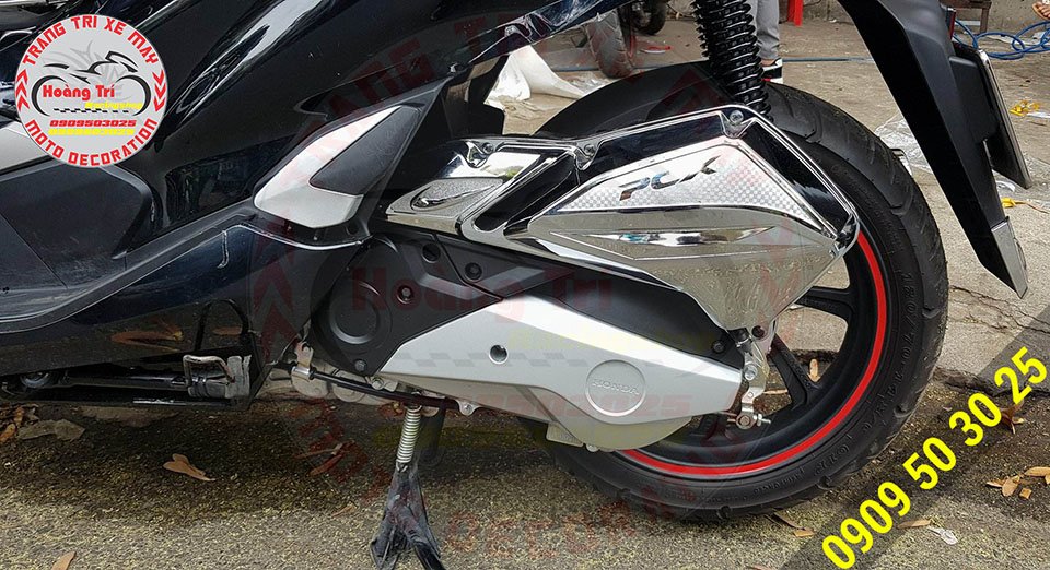 Close-up of chrome-plated exhaust covers on PCX 2018