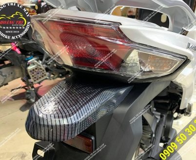 Ốp đuôi đèn Vision 2021 sơn carbon